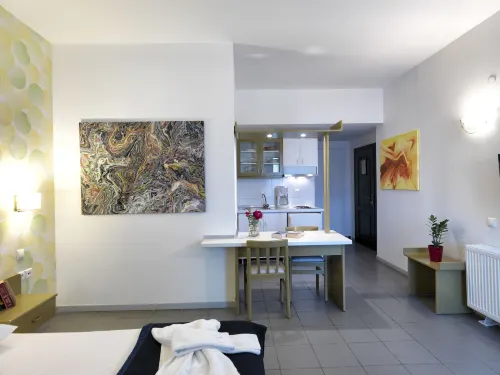 Elia Apartments