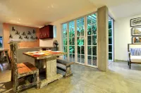 Villa LV29 Hotels in Rajagiriya