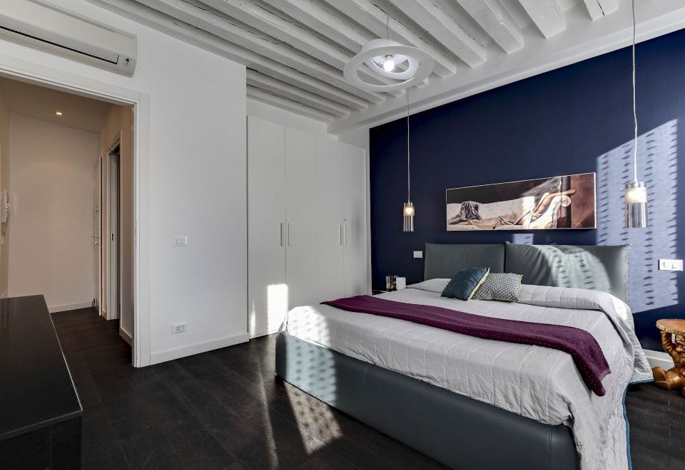 1. 비발디 룸 - ..