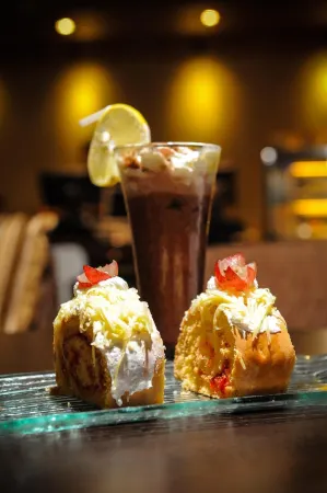 Sylvia Hotel Premier Kupang Отели в г. Купанг