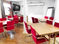 Maude´s Hotel Enskede Stockholm Các khách sạn ở Handen