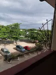 Qua Bruce Apartment