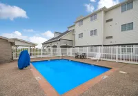 Studio 6 Ingleside, TX - Pool
