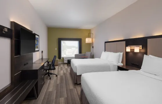 南萊克蘭智選假日套房酒店