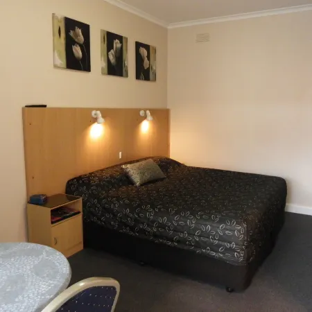 Clifton Motel