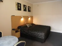 Clifton Motel