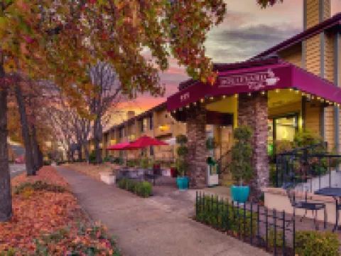 Stratford Inn Hotele w: Jackson County