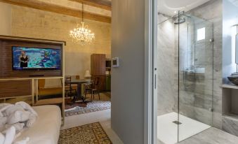 Sally Port Suites