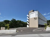 캐리 콘도 추라우미 야에 산 주변 호텔