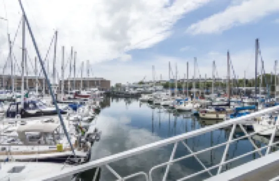 Marina View - 3 Bedroom - Milford Haven - Apartments