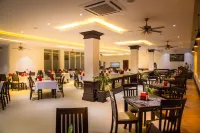 Glorious Hotel & Spa - breakfast