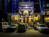 The Suncourt Hotel Yatri Hotels near Karol Bagh