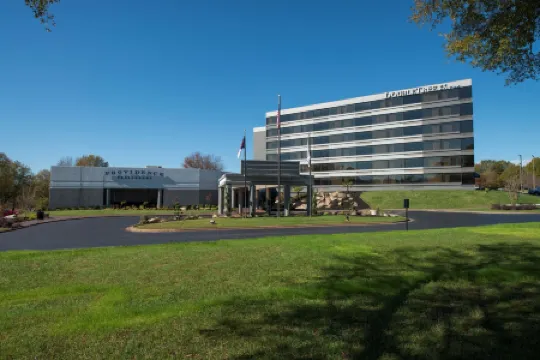 DoubleTree by Hilton Winston Salem - University