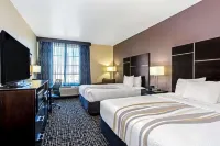 La Quinta Inn & Suites by Wyndham Denver Gateway Park
