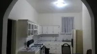 Ocho Rios Golden View Hotels in Spanish Town