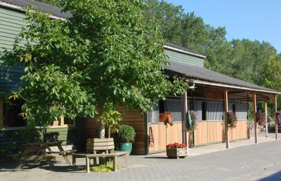 勒裏馬爾洛基撕旅館