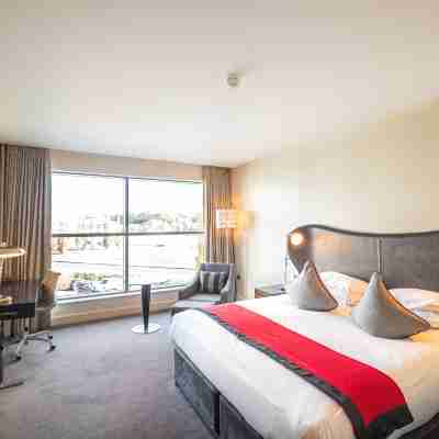 Brooklands Hotel Surrey Rooms