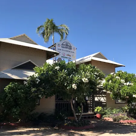 Kimberley Travellers Lodge - Broome YHA