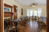 Old Stagecoach Inn Hotels in Montpelier
