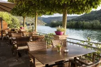 Hotel Garni "Café im Hamm" فنادق في Alf