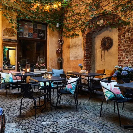 Krakow for You Main Square Apartments Отели рядом с достопримечательностью «Базилика Святой Троицы»