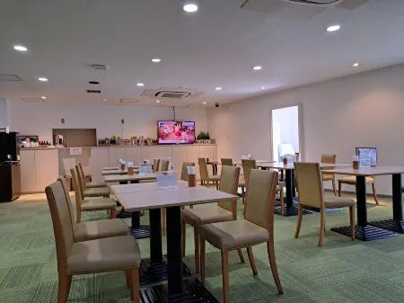 Rex Inn Kawasaki - Male Only Отели рядом со станцией JR Hama-Kawasaki Station