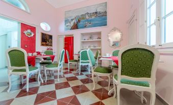 The Crown Palace - Gallipoli