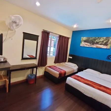 Hotel Pop Ash