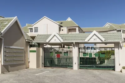 Modern Seaview Apartment Hotels in Pollok Beach