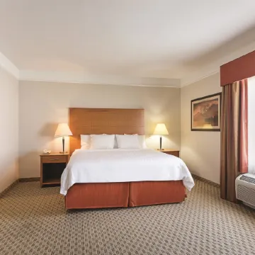 Baymont by Wyndham Brenham