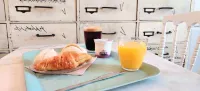 Villa Clément Appart'Hotel St Clément Proche de Sens - breakfast
