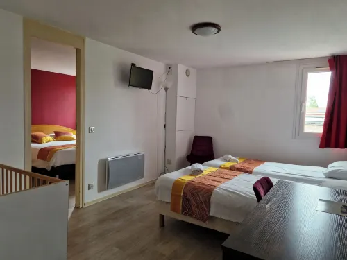 Prest'Hôtel Epinal Chavelot 에피날 호텔
