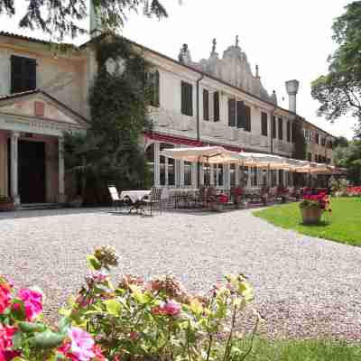 Hotel Villa Luppis Hotel Exterior