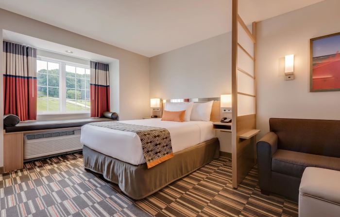 Microtel Inn & Suites by Wyndham Clarion