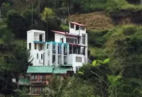 Vietnam House Kandy Hotels in Ilukmodara