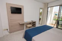 Hotel Bella Mar - ที่มีสระว่ายน้ำ