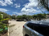 Tropical Gardens - parking