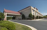 Hampton Inn Cornelia - 2-Star