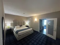 Riverside Inn Hannibal Hotels in Mason Township