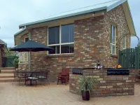Captain's Quarters Bermagui Hotels in Bermagui