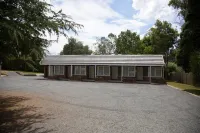 Oxley Motel Hotels in Robertson