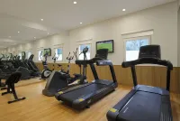 Holiday Inn Express Pune Pimpri Hotels in Pimpri Colony