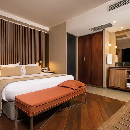 DoubleTree by Hilton Santiago Kennedy Hotels in Santiago