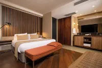 DoubleTree by Hilton Santiago Kennedy - Bãi đậu xe