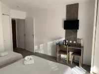 Hôtel Au Relais des Lilas Hotels in Mazières-en-Gâtine
