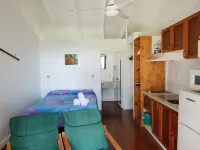 Aroa Beachside Resort - balcony