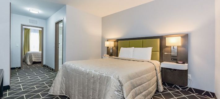 King Hotel Hotels in Perth County