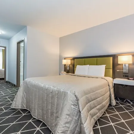 King Hotel Hotels in Perth County