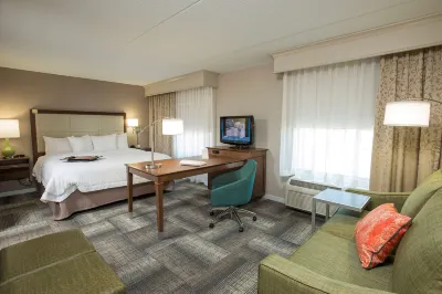 Hampton Inn & Suites Cincinnati-Union Centre Hotel dekat Las Copas Mexican Restaurant