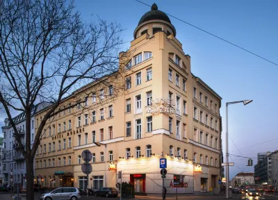 Hotel Mozart Hotels near Turkenschanzpark